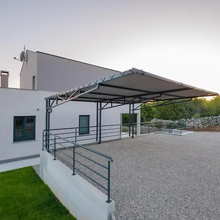 Alba Diminići